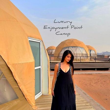 Luxury Enjoyment Point Bubbles Camp Bed & Breakfast Wadi Rum Eksteriør bilde