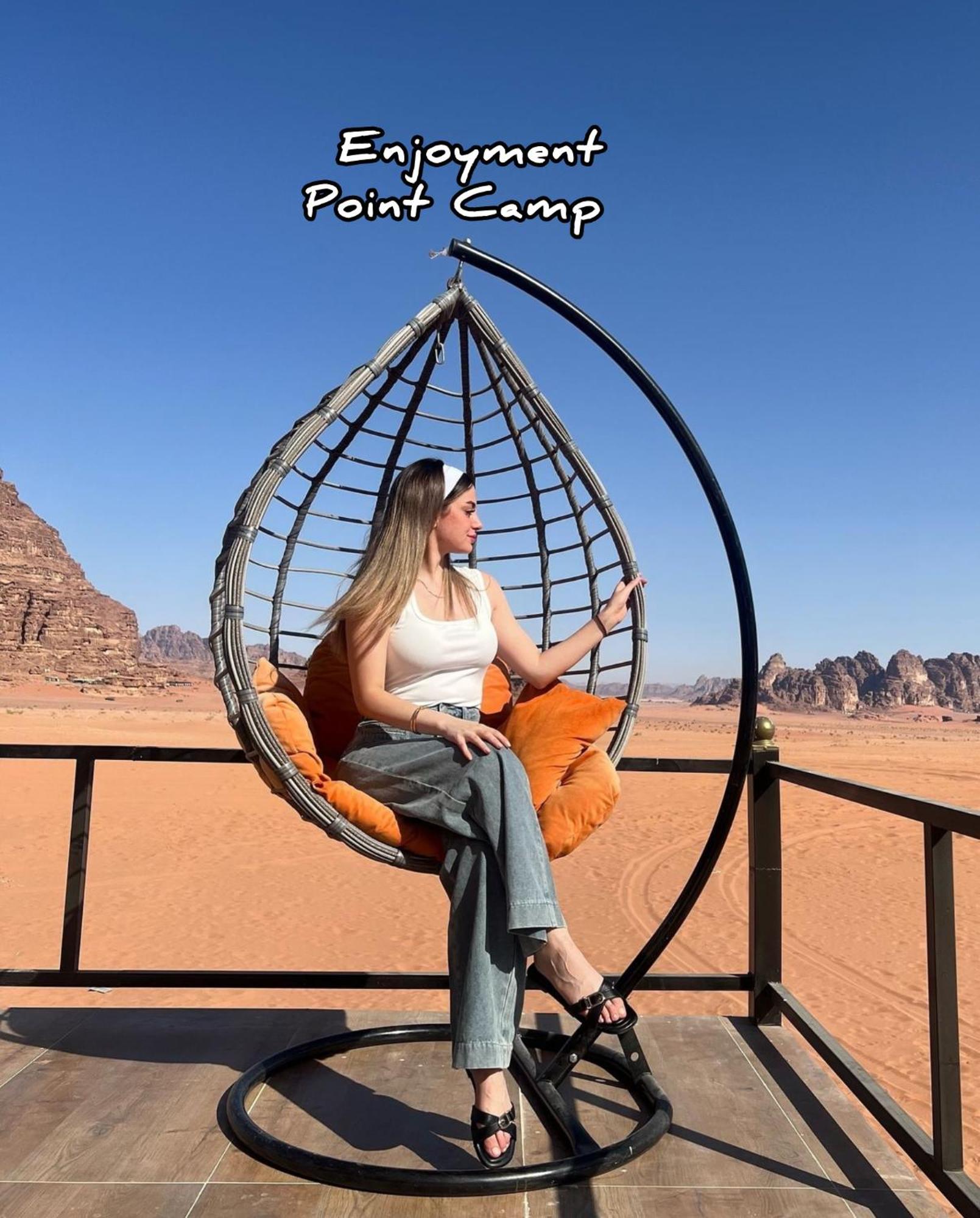 Luxury Enjoyment Point Bubbles Camp Bed & Breakfast Wadi Rum Eksteriør bilde