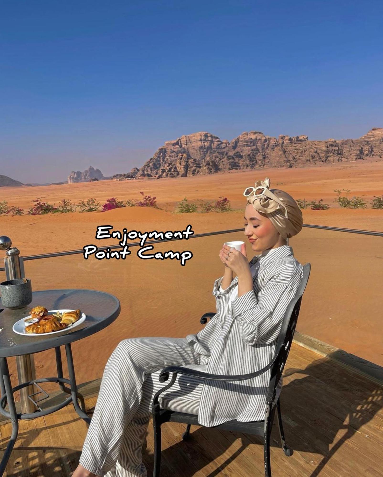 Luxury Enjoyment Point Bubbles Camp Bed & Breakfast Wadi Rum Eksteriør bilde